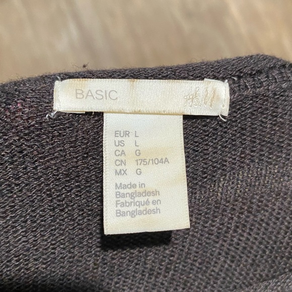 H & M-Tunic Sweater-Women's Size: Large-Color:
Brown - Picture 8 of 16